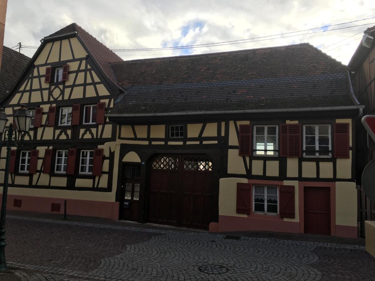 Au Relais De L'Histoire Gite Classe 4 Etoiles Oberbronn Exterior photo
